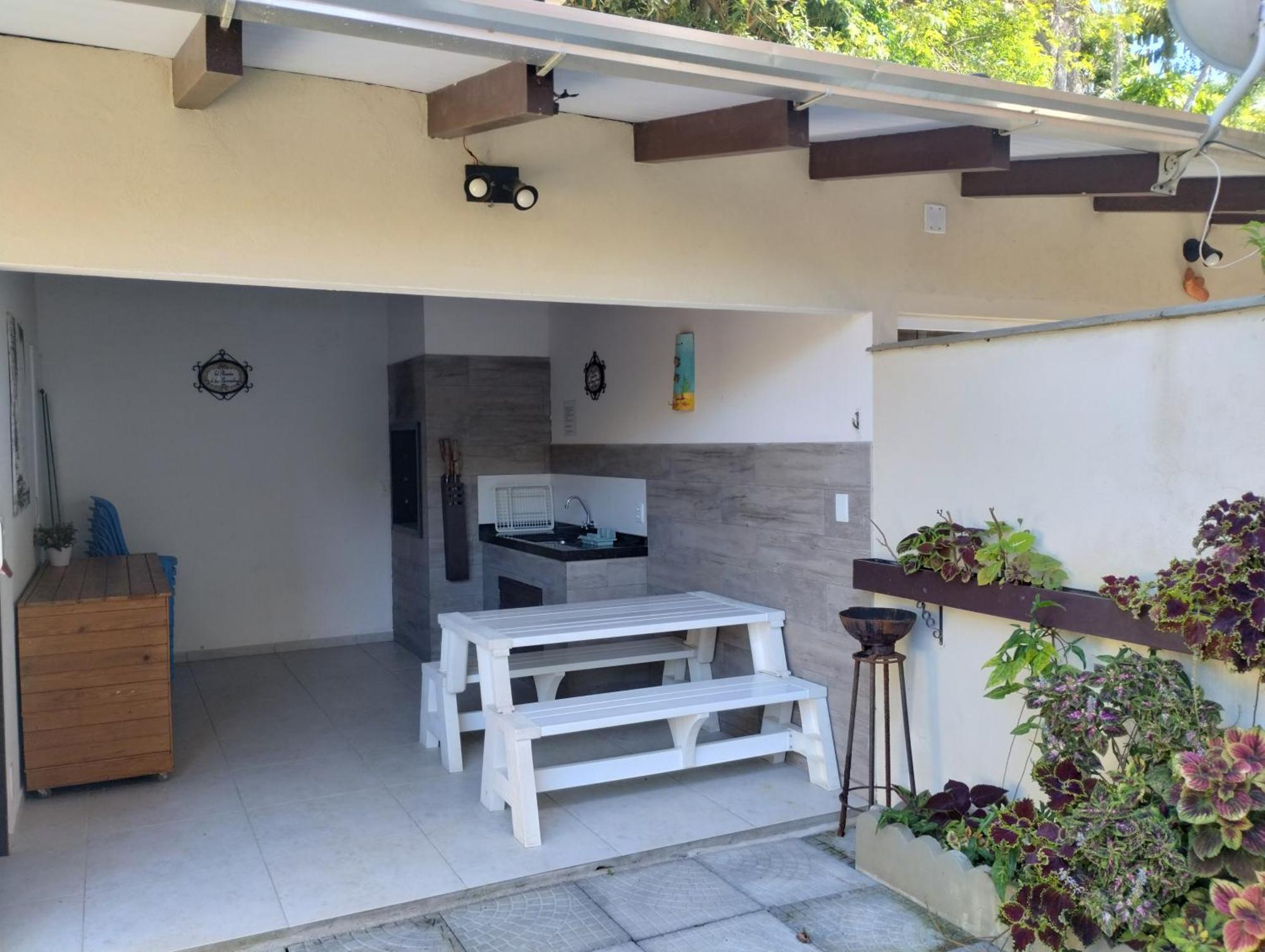 Residencial Annabel Apto 03 บอมบินญัส ภายนอก รูปภาพ