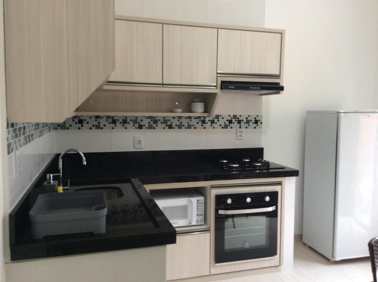 Residencial Annabel Apto 03 บอมบินญัส ภายนอก รูปภาพ