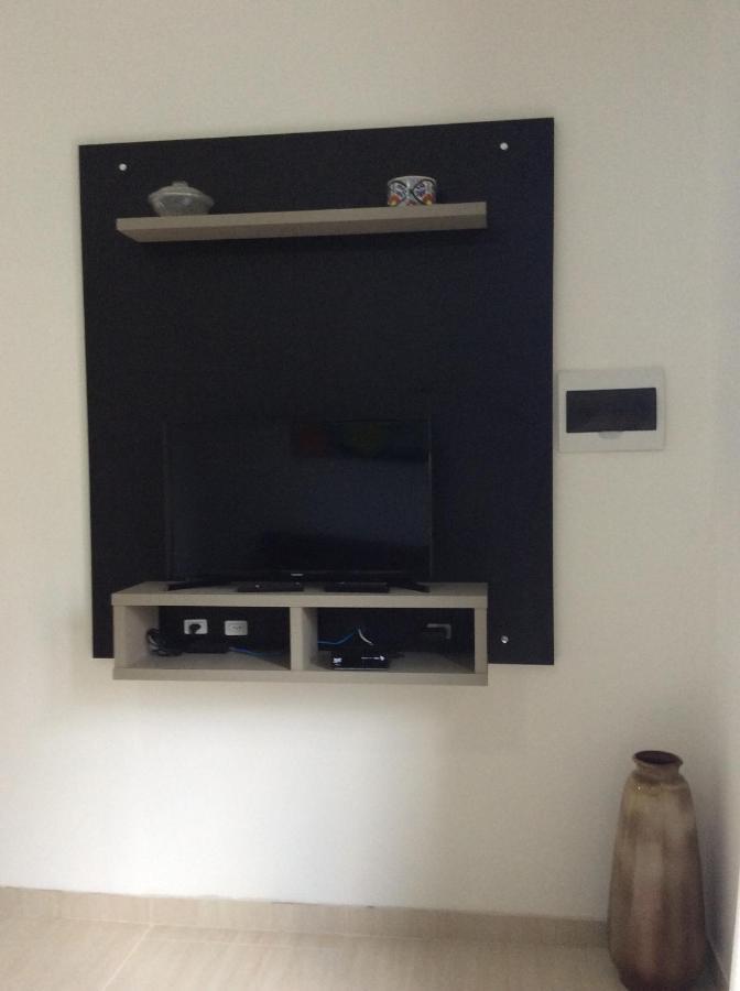 Residencial Annabel Apto 03 บอมบินญัส ภายนอก รูปภาพ
