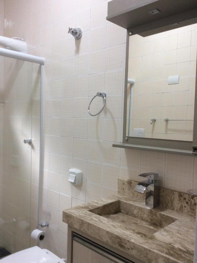 Residencial Annabel Apto 03 บอมบินญัส ภายนอก รูปภาพ